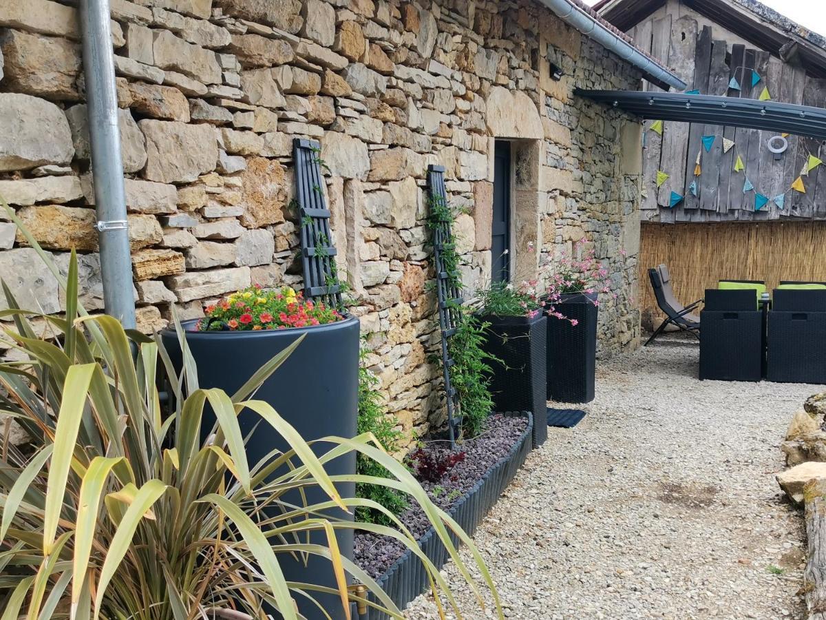 Le Mas De Carrie Bed & Breakfast Parisot  Exterior photo
