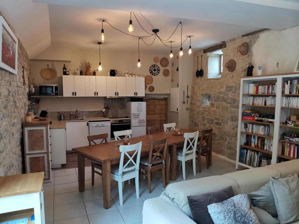 Le Mas De Carrie Bed & Breakfast Parisot  Exterior photo