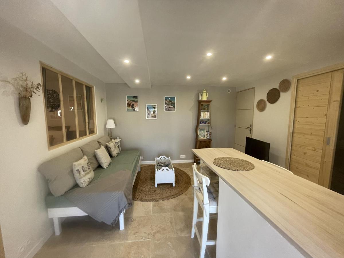 Le Mas De Carrie Bed & Breakfast Parisot  Exterior photo